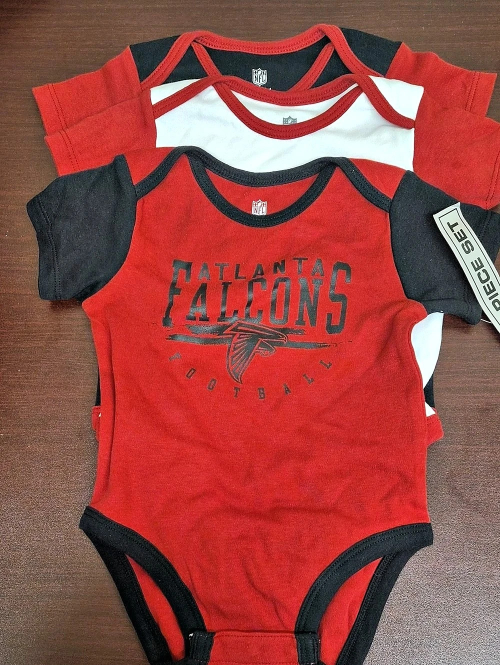 NFL Team Apparel Atlanta Falcons Infant 3-Pack Bodysuits Baby Size 12M